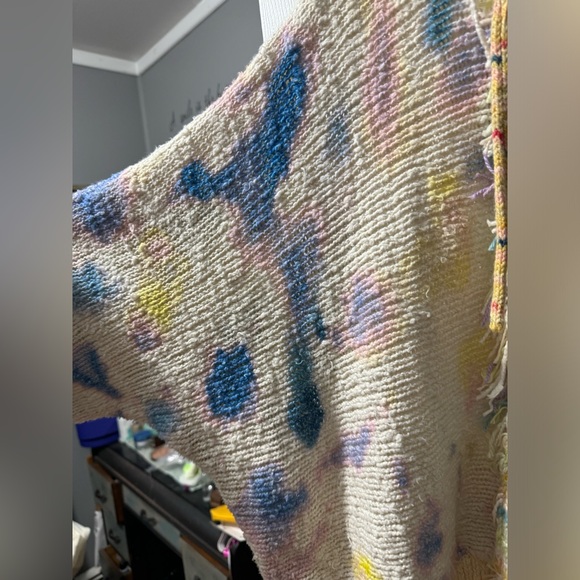 Free People Flower Child Poncho Sweater Hooded Tie Dye Patchwork size small - Picture 13 of 14